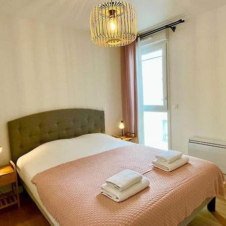 Hermes - Reims En Grand Appartement Buitenkant foto